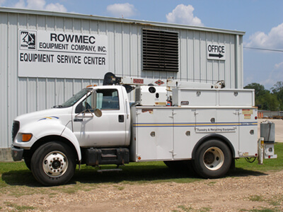 ROWMEC Service Truck