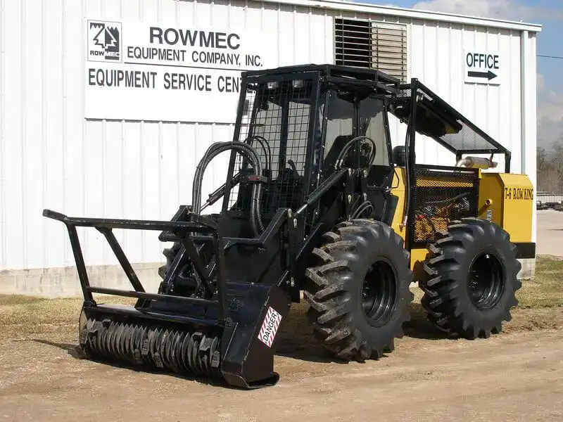 ROWMEC Service Truck